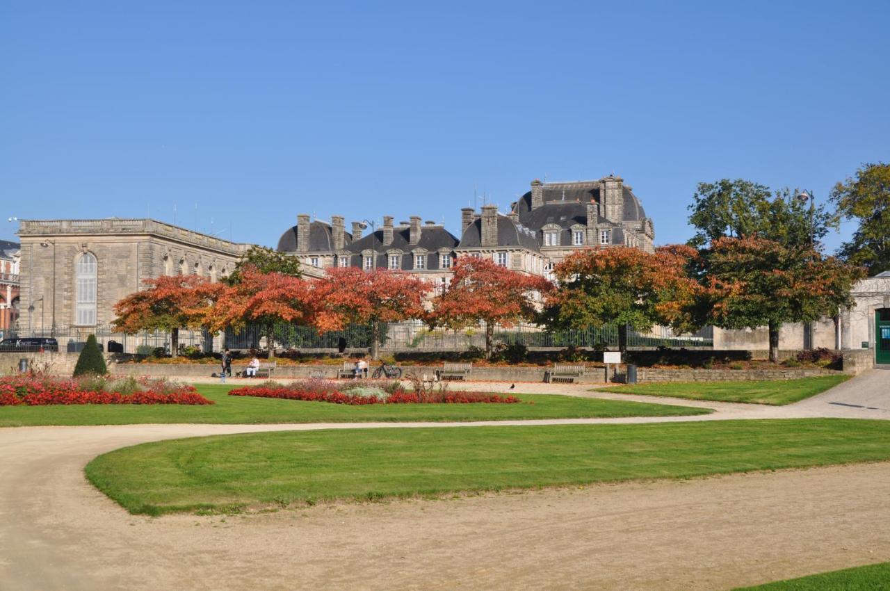 Chambre Au Calme A Botquelen 阿拉东 外观 照片